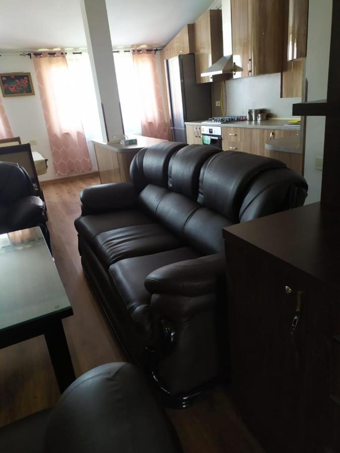 Apartment On Tumanyan Street,19 เยเรวาน ภายนอก รูปภาพ