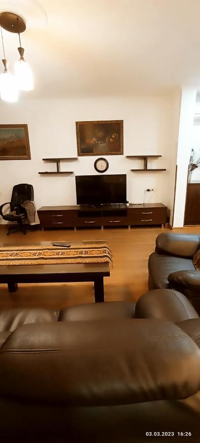 Apartment On Tumanyan Street,19 เยเรวาน ภายนอก รูปภาพ