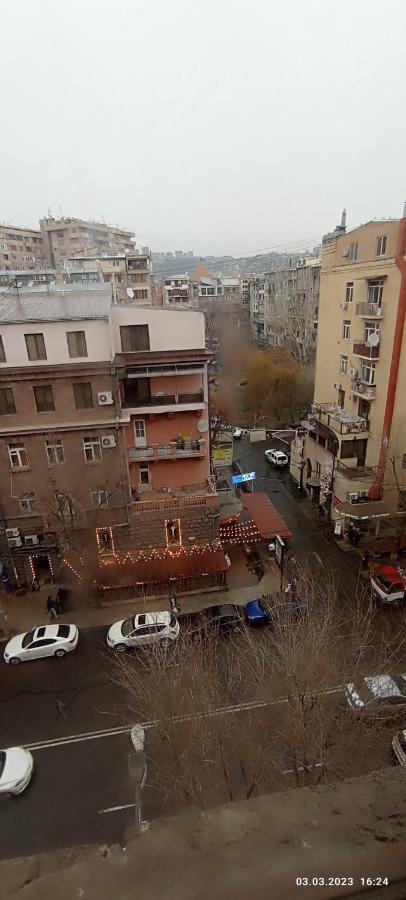 Apartment On Tumanyan Street,19 เยเรวาน ภายนอก รูปภาพ