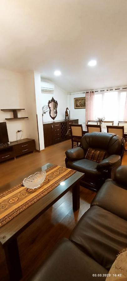 Apartment On Tumanyan Street,19 เยเรวาน ภายนอก รูปภาพ
